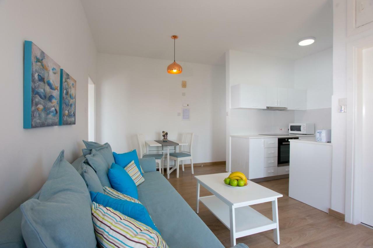 White Arches Apt #1 By Trulycyprus Limassol Bagian luar foto