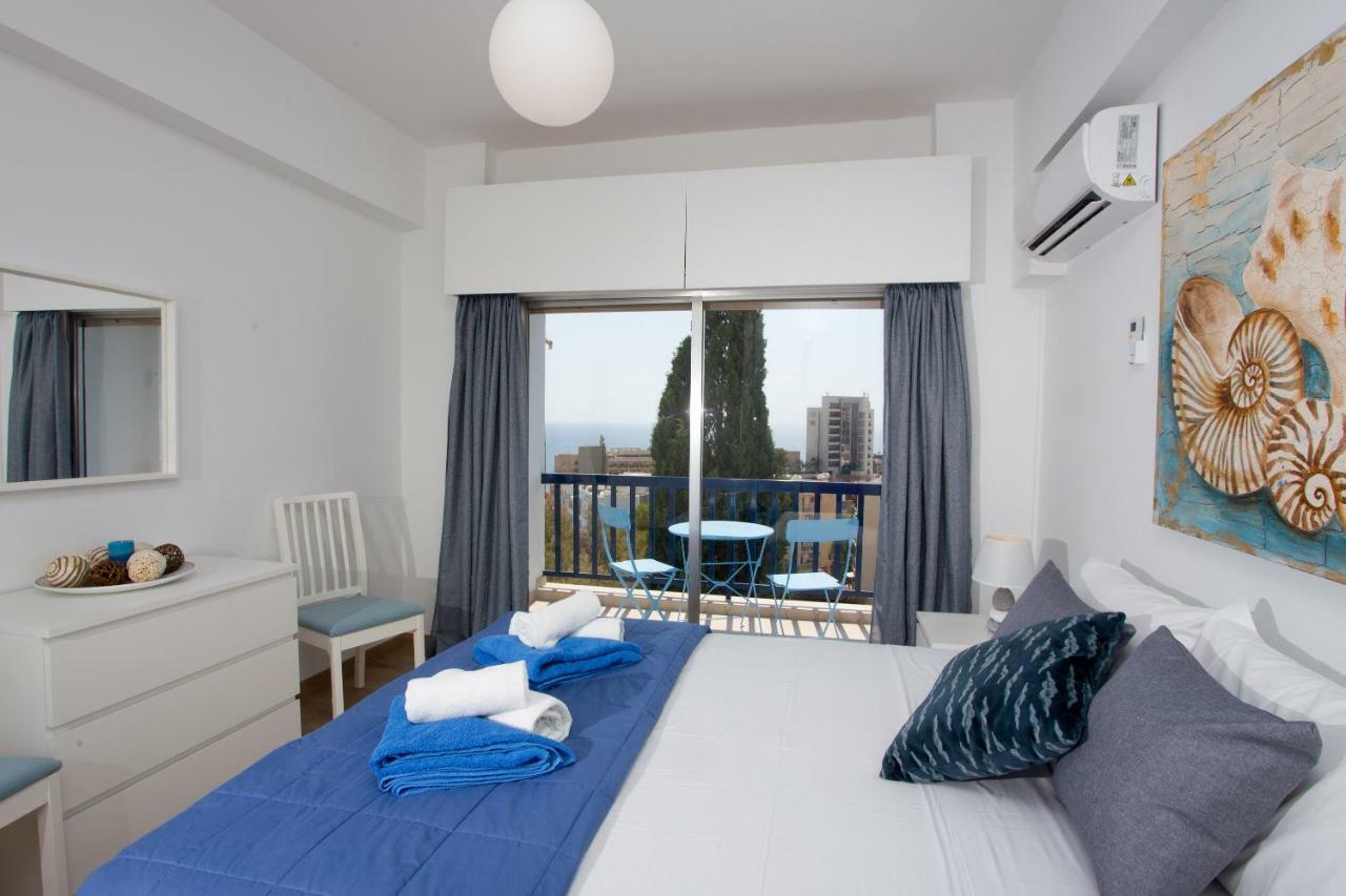 White Arches Apt #1 By Trulycyprus Limassol Bagian luar foto